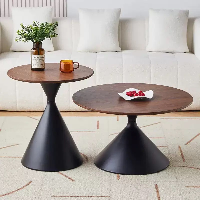 Cream Style Solid Wood Round Coffee Table