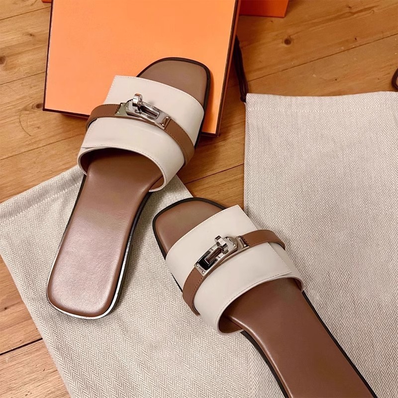 New European Style Kelly Silver Buckle Flat H Slippers
