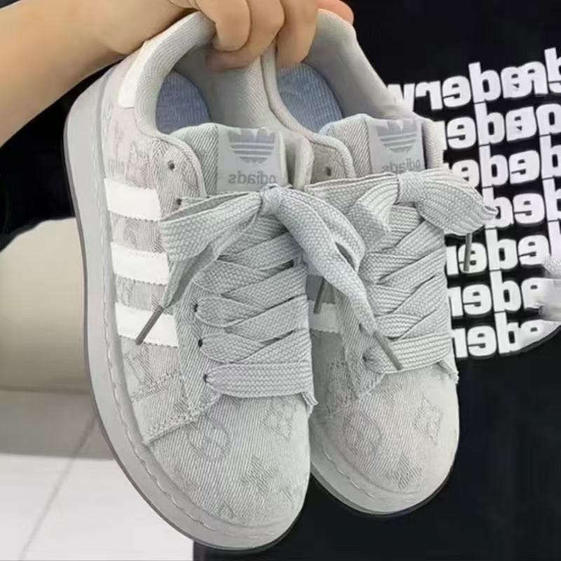 Super Popular Versatile Sneakers for Men and Women