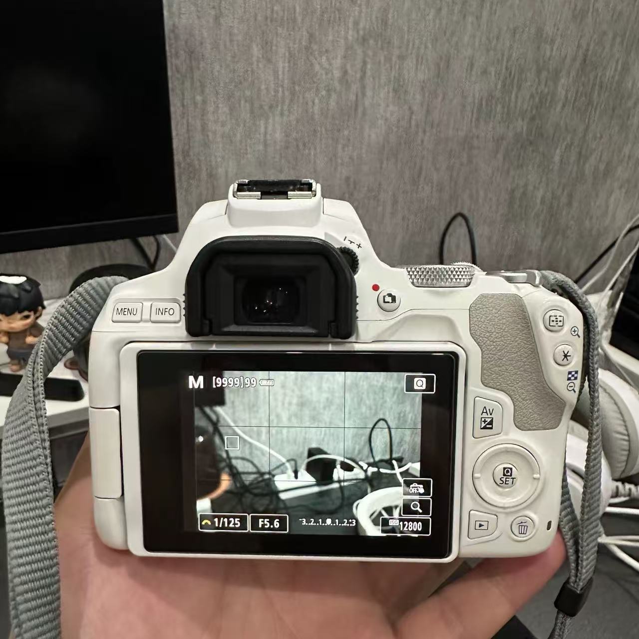 Zhao Silu's Same 9600W Pixel Retro Dual-Camera