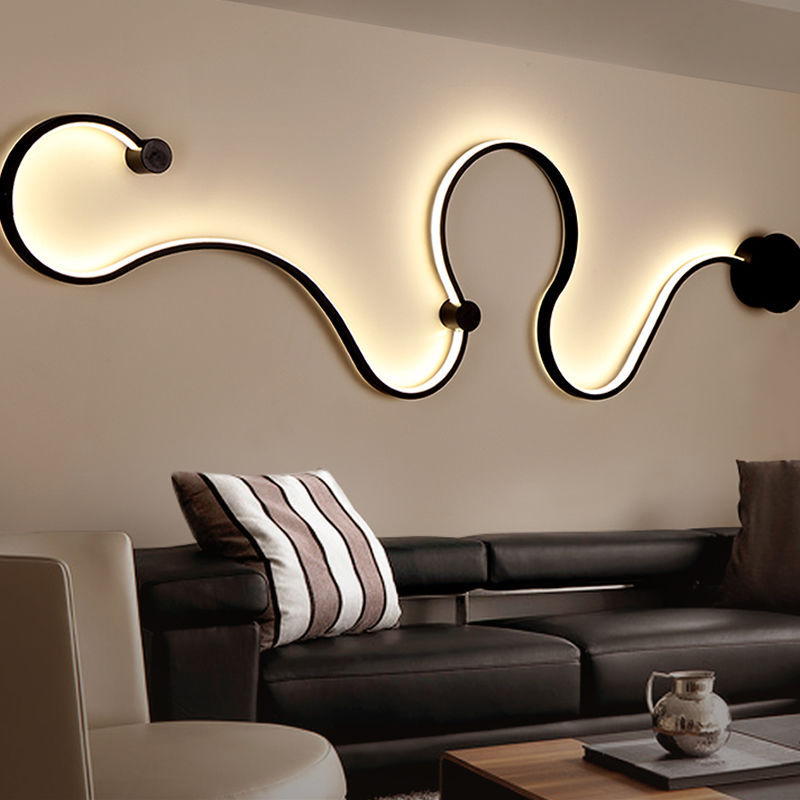 Postmodern Minimalist Wall Lamp